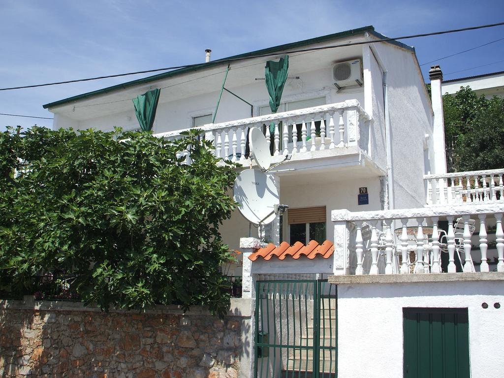 Apartmani Mira Senj  Exterior foto